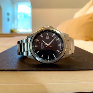 Citizen Quartz Men’s dress watch